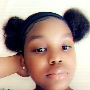 Meet your Posher, Rihanna